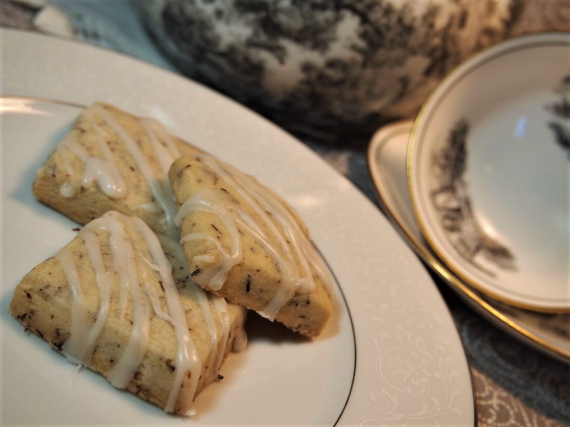 Earl Grey Rooibos Shortbread - Baking with Tea